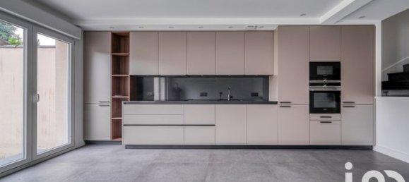 3 bedrooms House in Aulnay-sous-Bois, France No. 356381 4