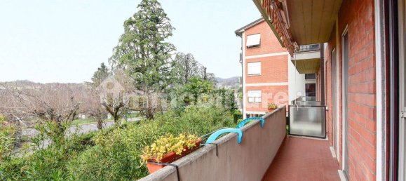 3 chambres Appartement à San Fermo della Battaglia, Italy No. 206345 10