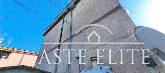 5 rooms House in Aprilia, Italy No. 101037 52