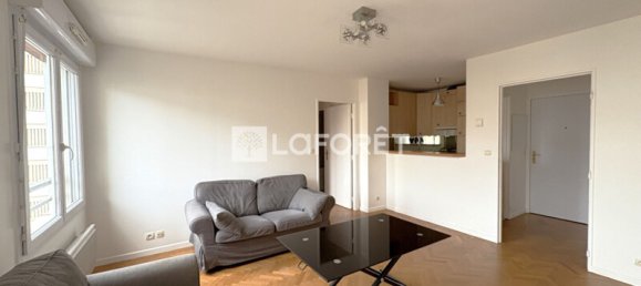 1 bedroom Apartment in Suresnes, France No. 172664 3