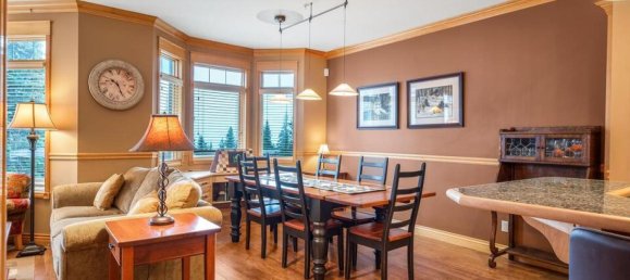 3 bedrooms House in British Columbia, Canada No. 1268 3