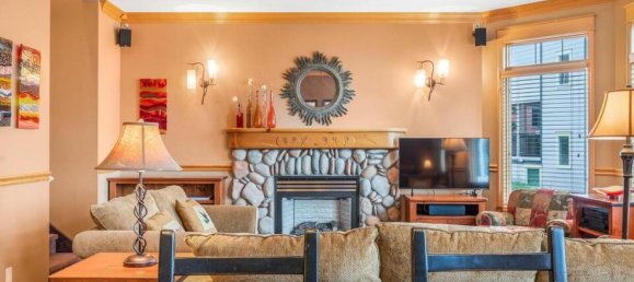 3 bedrooms House in British Columbia, Canada No. 1268 9