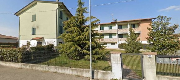 6-salle Appartement à Parma, Italy No. 309772 12