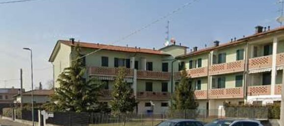 6-salle Appartement à Parma, Italy No. 309772 17