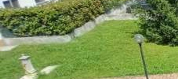 6-salle Appartement à Parma, Italy No. 309772 8