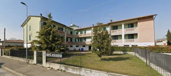 6-salle Appartement à Parma, Italy No. 309772 6