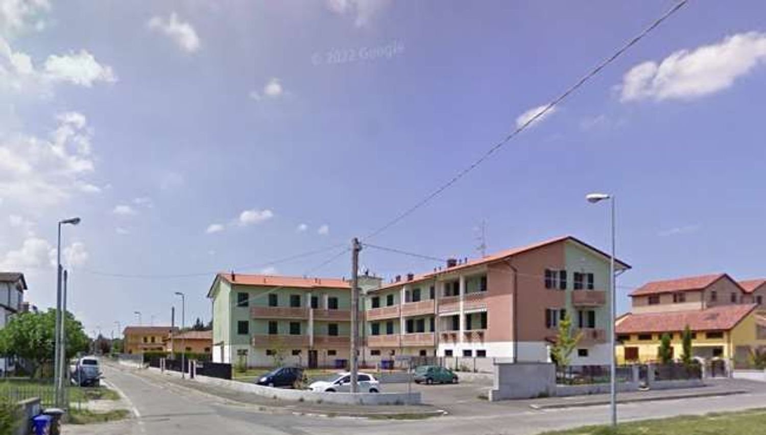 6-salle Appartement à Parma, Italy No. 309772