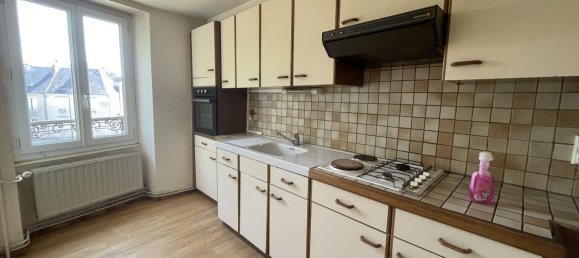 Edificio de 1 habitación en Chateauroux, France No. 90550 14