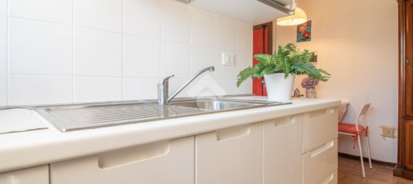 1 bedroom Apartment in Ravenna, Italy No. 273389 6