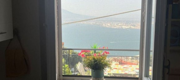 3 bedrooms Apartment in Castellammare di Stabia, Italy No. 327732 10