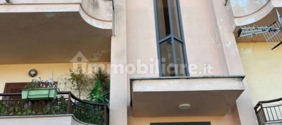 Apartamento de 4 dormitorios en Carinola, Italy No. 72645 2