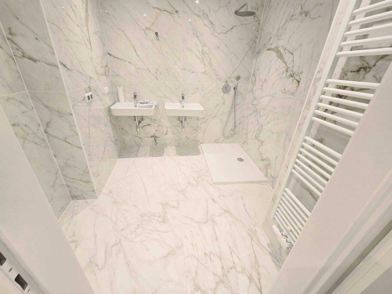 Apartamento de 4 habitaciónes en Simmering, Austria No. 158926