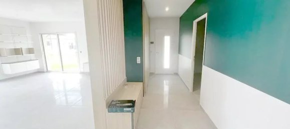 4 bedrooms House in Saint-Andre-les-Vergers, France No. 228373 7