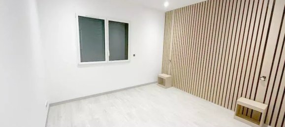 4 bedrooms House in Saint-Andre-les-Vergers, France No. 228373 18