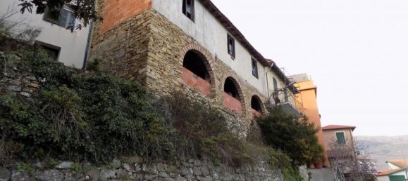 5 rooms House in Borgomaro, Italy No. 232730 5