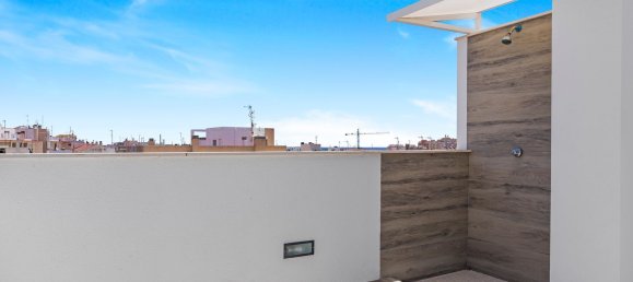 Пентхаус с 1 спальней в Торревьеха, Испания № 148846 3