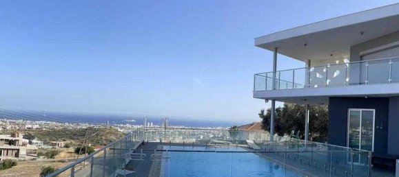 5 chambres Maison à Agios Athanasios, Cyprus No. 6828 2