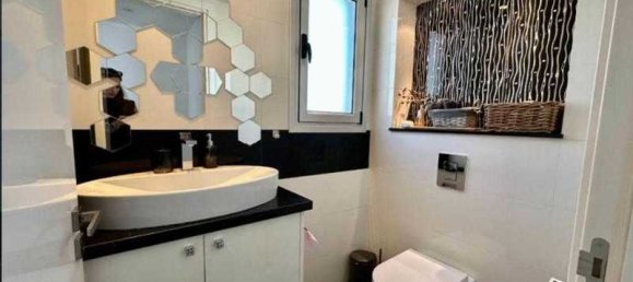 5 chambres Maison à Agios Athanasios, Cyprus No. 6828 4