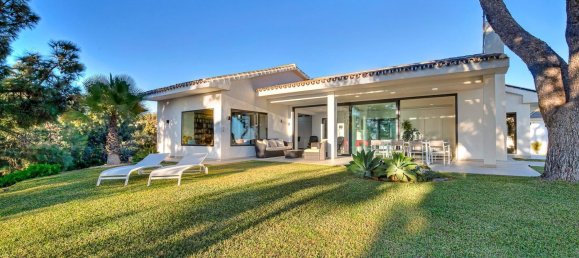 4 bedrooms Villa in Mijas, Spain No. 155573 3