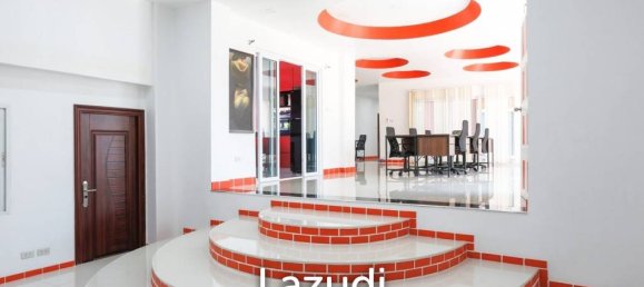 Café/restaurante de 4 dormitorios en Bang Lamung, Thailand No. 15798 3