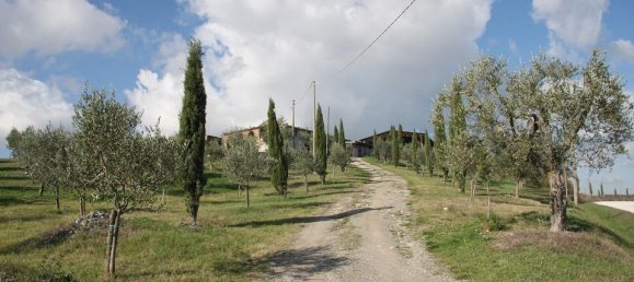 Studio in Orvieto, Italy No. 24317 5