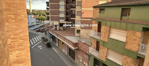 4 bedrooms Apartment in Lleida, Spain No. 179718 13