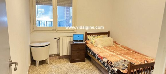 4 bedrooms Apartment in Lleida, Spain No. 179718 9