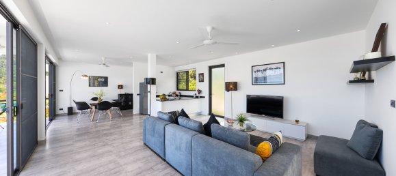 3 bedrooms Cafe / restaurant in Ko Samui, Thailand No. 6229 5