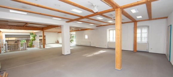 7 rooms Building in Schwandorf, Germany No. 162392 8