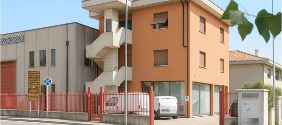 2 Schlafzimmer Wohnung in Albavilla, Italy, Nr. 375114 18