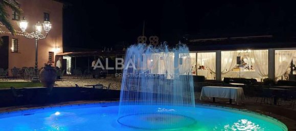 10 bedrooms Villa in Perugia, Italy No. 433 9