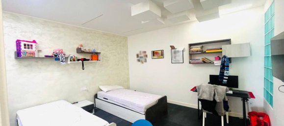 Квартира с 3 спальнями в Казория, Италия № 376758 11