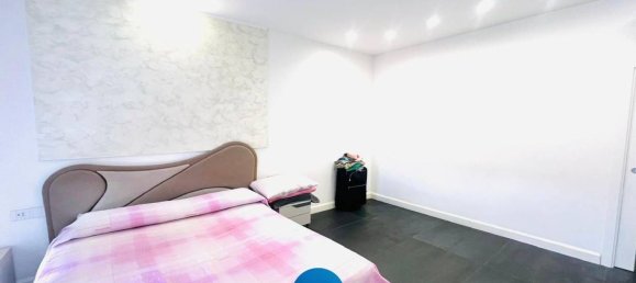 Квартира с 3 спальнями в Казория, Италия № 376758 8