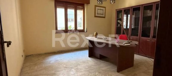 5-salle Appartement à Reggio Calabria, Italy No. 267481 8