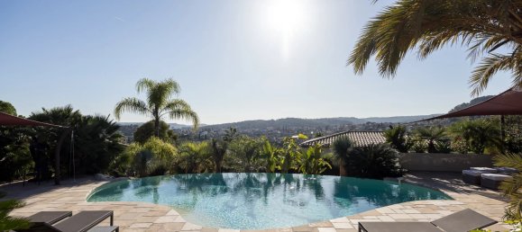 3 bedrooms Villa in La Colle-sur-Loup, France No. 1956 4