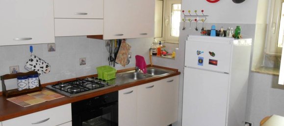 2 chambres Appartement à Reggio Calabria, Italy No. 197560 3