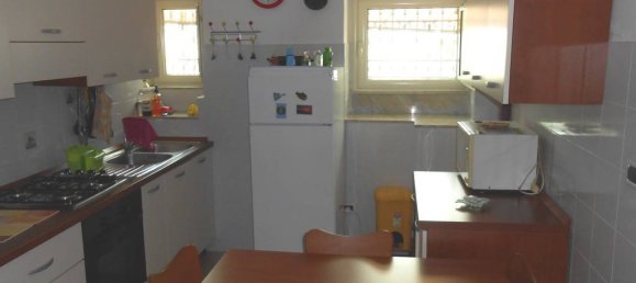 2 chambres Appartement à Reggio Calabria, Italy No. 197560 4