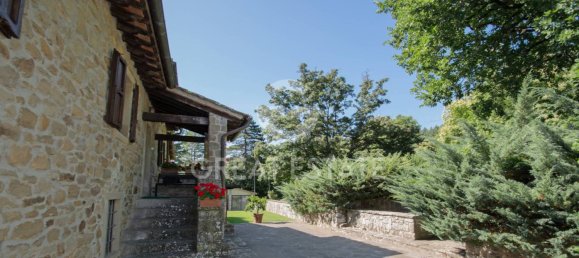 6 bedrooms House in Castel Focognano, Italy No. 290970 11