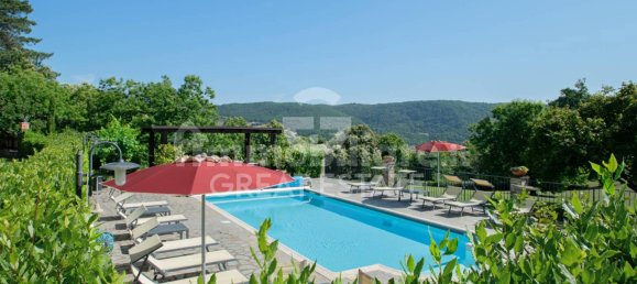 6 bedrooms House in Castel Focognano, Italy No. 290970 4