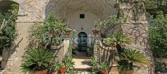 Castillos de 4 dormitorios en Modica, Italy No. 127265 8