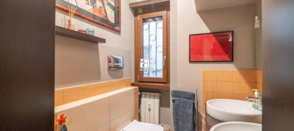 6-salle Appartement à Rome, Italy No. 19083 17