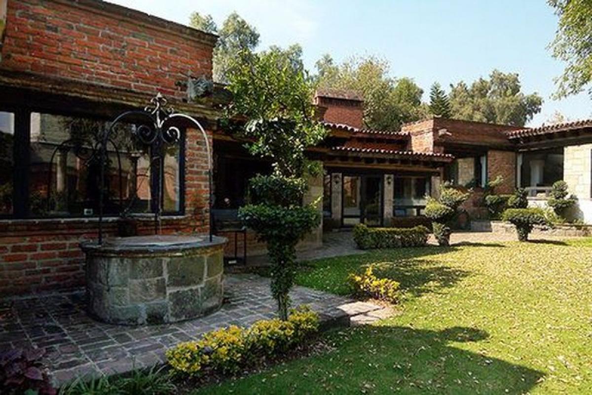 5 bedrooms House in Ciudad Lopez Mateos, Mexico No. 214052