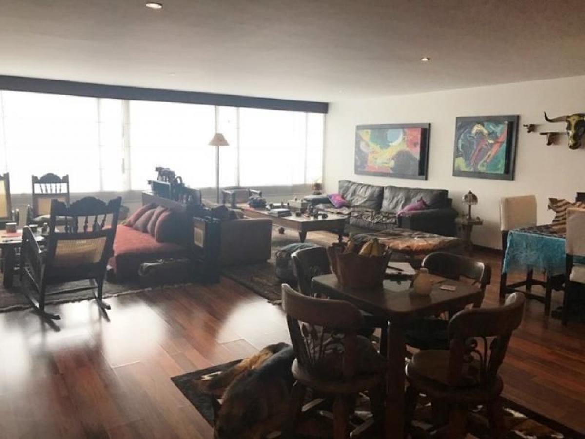 3 bedrooms House in Bogota, Colombia No. 10483