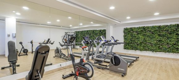 Ático de 2 dormitorios en Marbella, Spain No. 186033 20