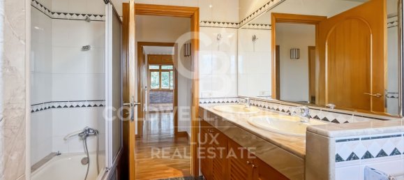 Casa T5 em Girona, Spain N.º 84413 10