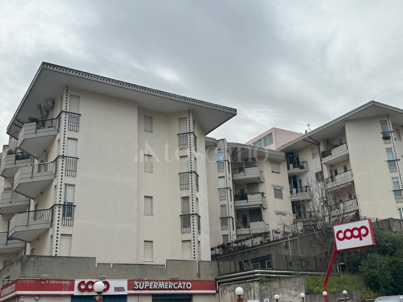 5 rooms House in Catanzaro, Italy No. 36565