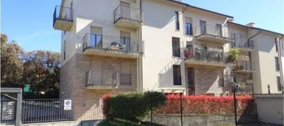 5غرفة شقة في Turin, Italy رقم 9069 2