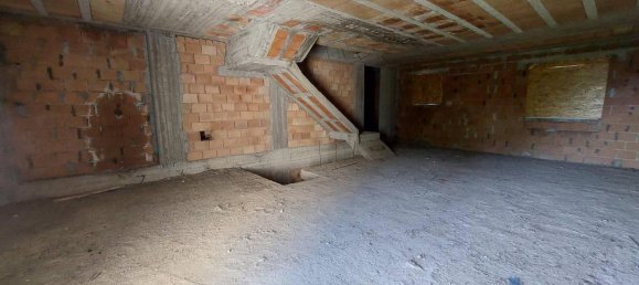 5 rooms House in Montefiore Conca, Italy No. 17636 11