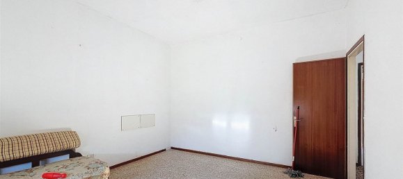 2 rooms House in Gazzuolo, Italy No. 7411 17