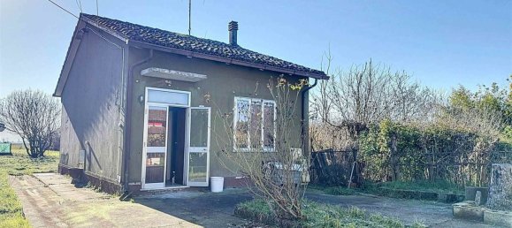 2 rooms House in Gazzuolo, Italy No. 7411 2